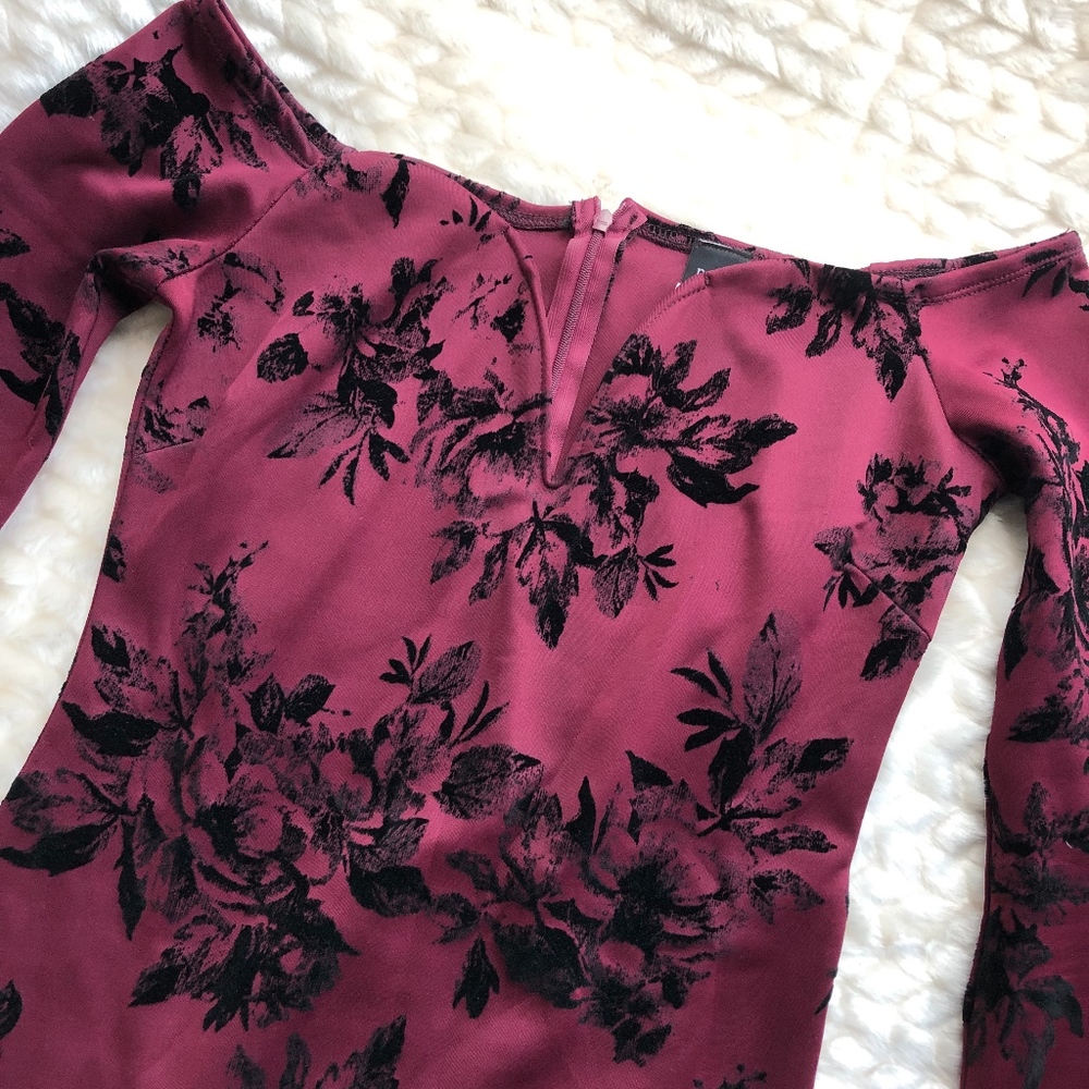Privy- Burgandy floral dress